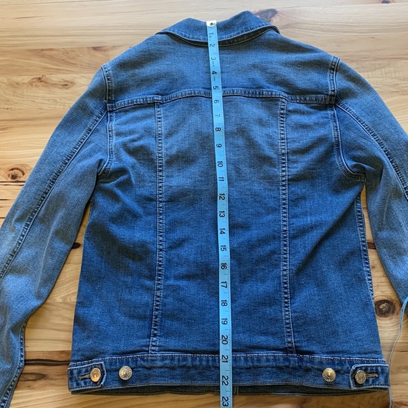 Jean Jacket. - Picture 8 of 10